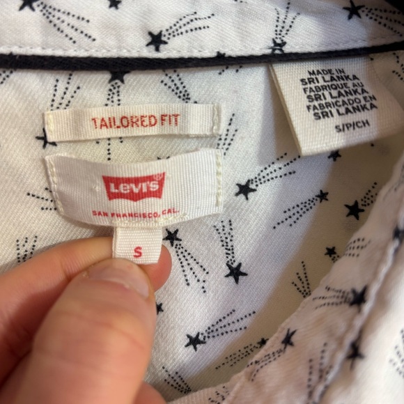 Levi’s Button Down Shooting Star Collared Tailored Fit Cotton Long Sleeve Small - Picture 6 of 7